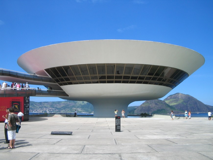Museu de Arte Contemporânea de Niterói, assinado por Oscar Niemeyer